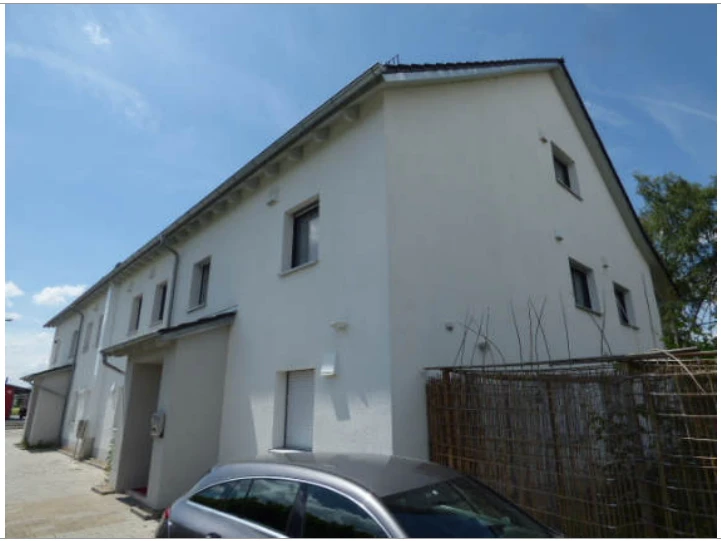 Mehrfamilienhaus in Schwandorf — Bild 2