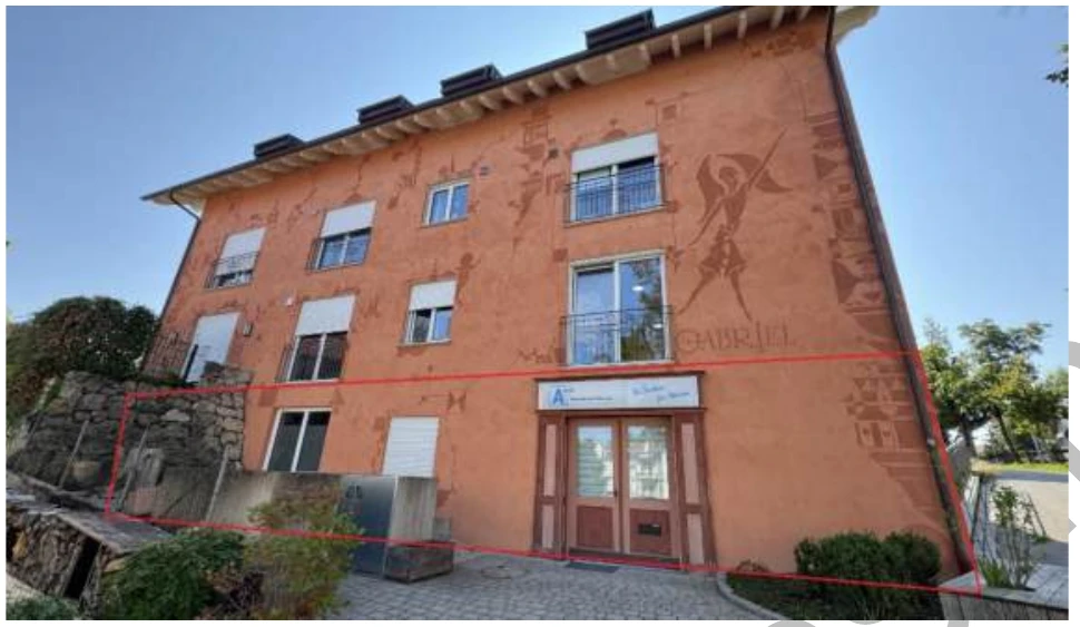 Praxis samt Lager in Holzkirchen — Bild 2