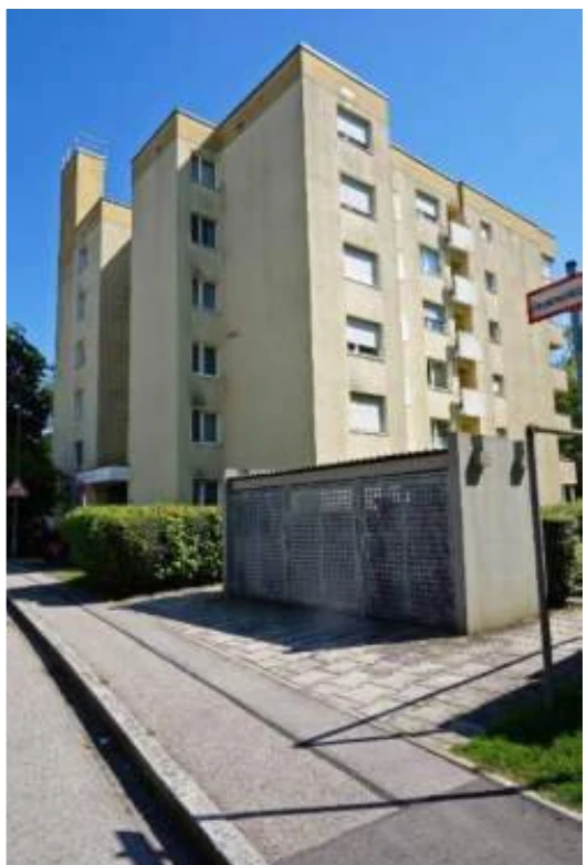 Eigentumswohnung (3 bis 4 Zimmer), Kfz-Stellplatz (Tiefgarage) in Gauting — Bild 3