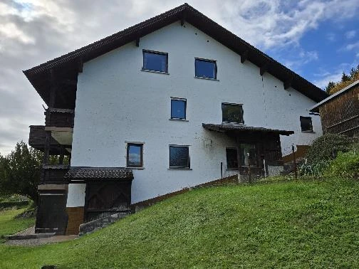 Wohn-/Geschäftshaus in Steinwiesen — Bild 3