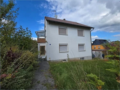 Zweifamilienhaus, Garage in Rödental