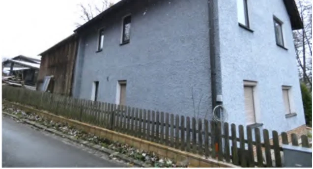 Einfamilienhaus, mit angebauter Scheune in Pirk — Bild 2