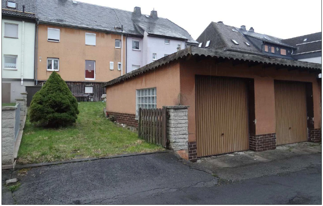Einfamilien-Reihenmittelhaus mit Garage in Teuschnitz — Bild 2