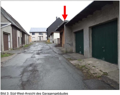 Reihenhaus, Garage in Teuschnitz