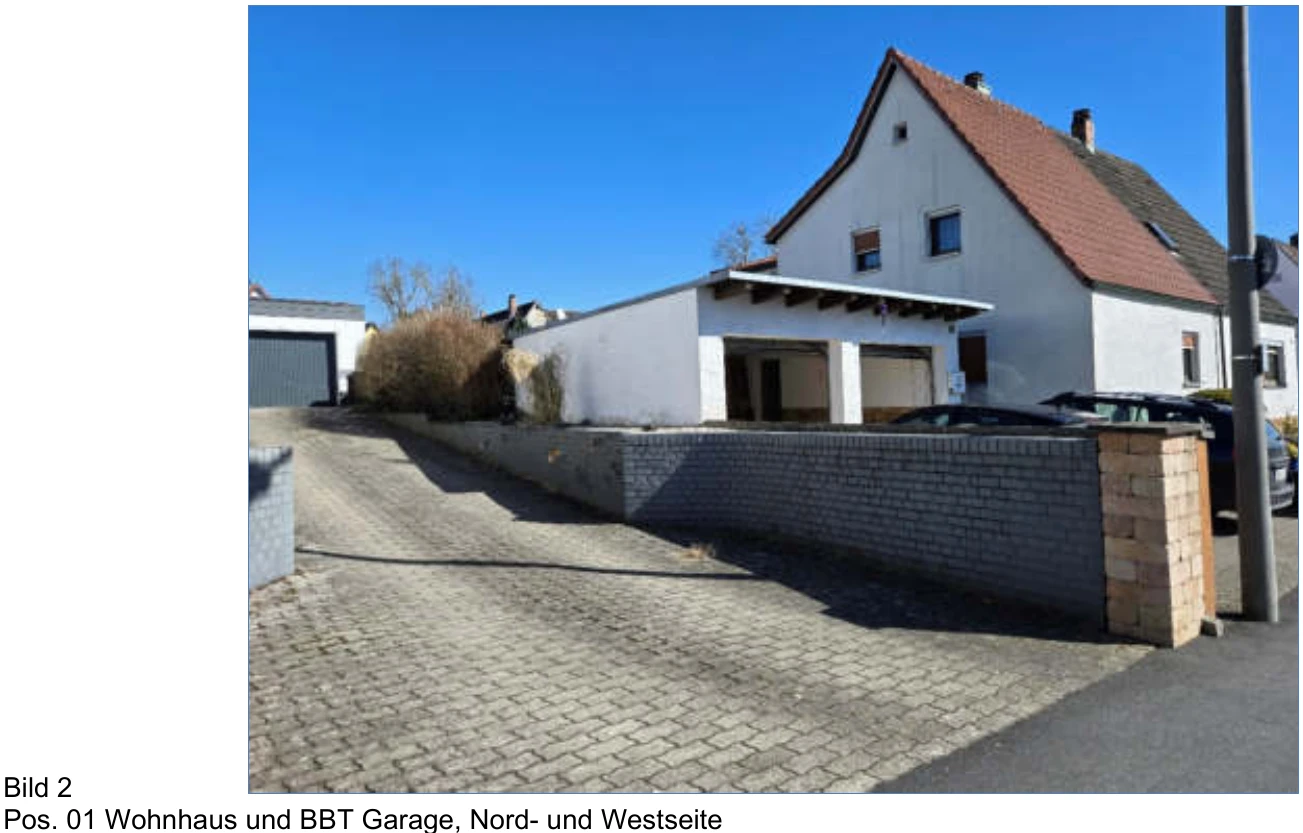 Einfamilien-Doppelhaushälfte und Garage in Neustadt b. Coburg — Bild 2