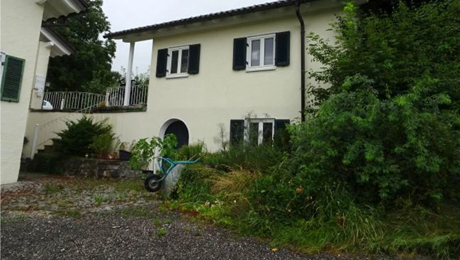 Einfamilienhaus mit Einliegerwohnung, Doppelgarage und Carport in Greiling — Bild 3