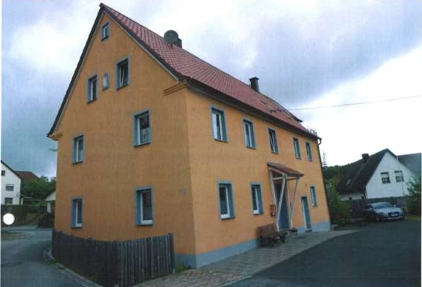 Wohnhaus, Scheune u.a. in Oberaurach — Bild 2