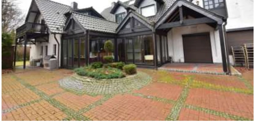 Garage, Gewerbeeinheit (z.B. Laden, Büro), Eigentumswohnung (ab 5 Zimmer), Sondereigentum Nr. 1: Gaststätte und Hotel, Sondereigentum Nr. 2: Wohnungseigentum in Unna — Bild 2