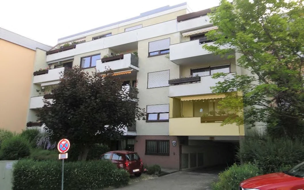 Eigentumswohnung (3 Zimmer) und Garage in Würzburg