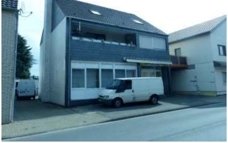Wohn-/Geschäftshaus in Kamp-Lintfort