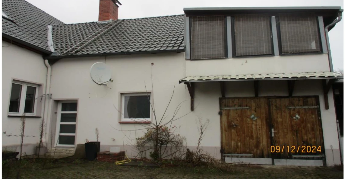Einfamilienhaus mit Nebengebäuden in Diepenau — Bild 3