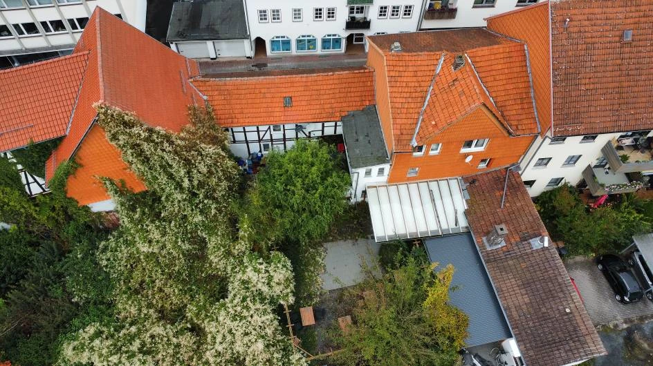 Wohn-/Geschäftshaus, mit Innenhof und Schuppen in Eschwege — Bild 3