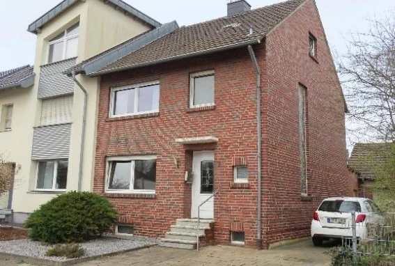 Garage, Einfamilienhaus, Doppelhaushälfte in Hückelhoven
