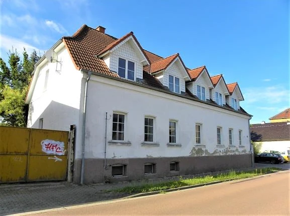 Mehrfamilienhaus in Südliches Anhalt — Bild 2
