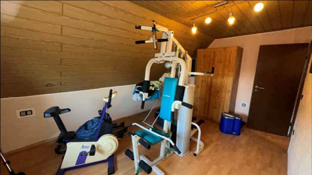 Garage, Einfamilienhaus in Alpen
