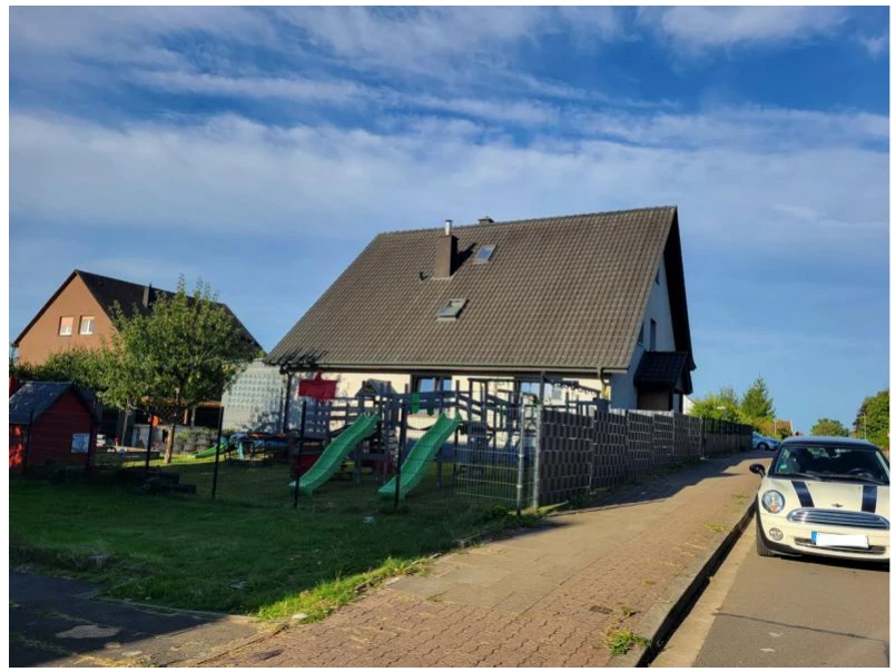 Garage, Einfamilienhaus in Bad Oeynhausen — Bild 3