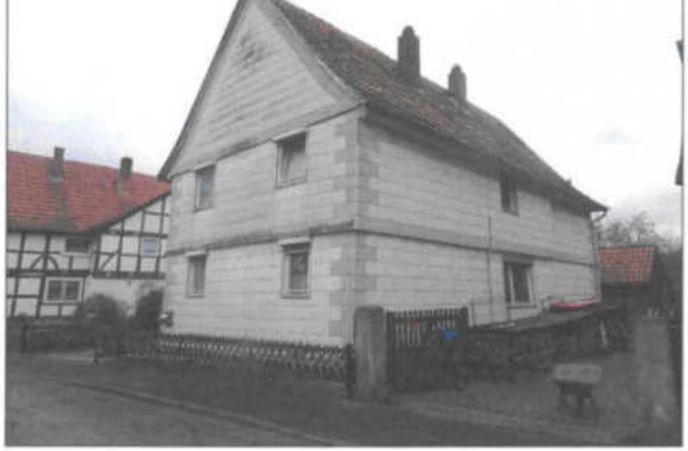 Zweifamilienhaus, Garage, und Werkstattgebäude in Eschwege — Bild 3