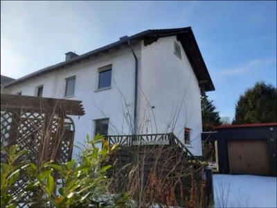 Einfamilienhaus, mit Doppelgarage in Waldkapel