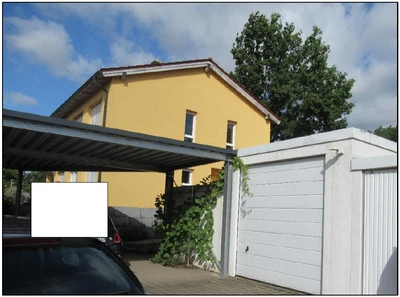 Wohnhaus, Garage, Carport in Ebern