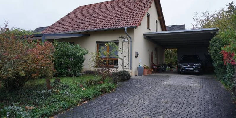 Einfamilienhaus in Meeder — Bild 2