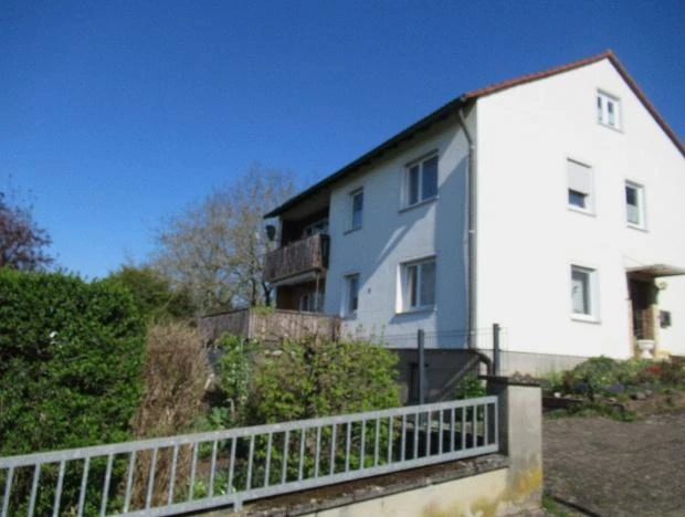 Wohnhaus, Garage in Igensdorf — Bild 2