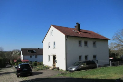 Wohnhaus, Garage in Igensdorf