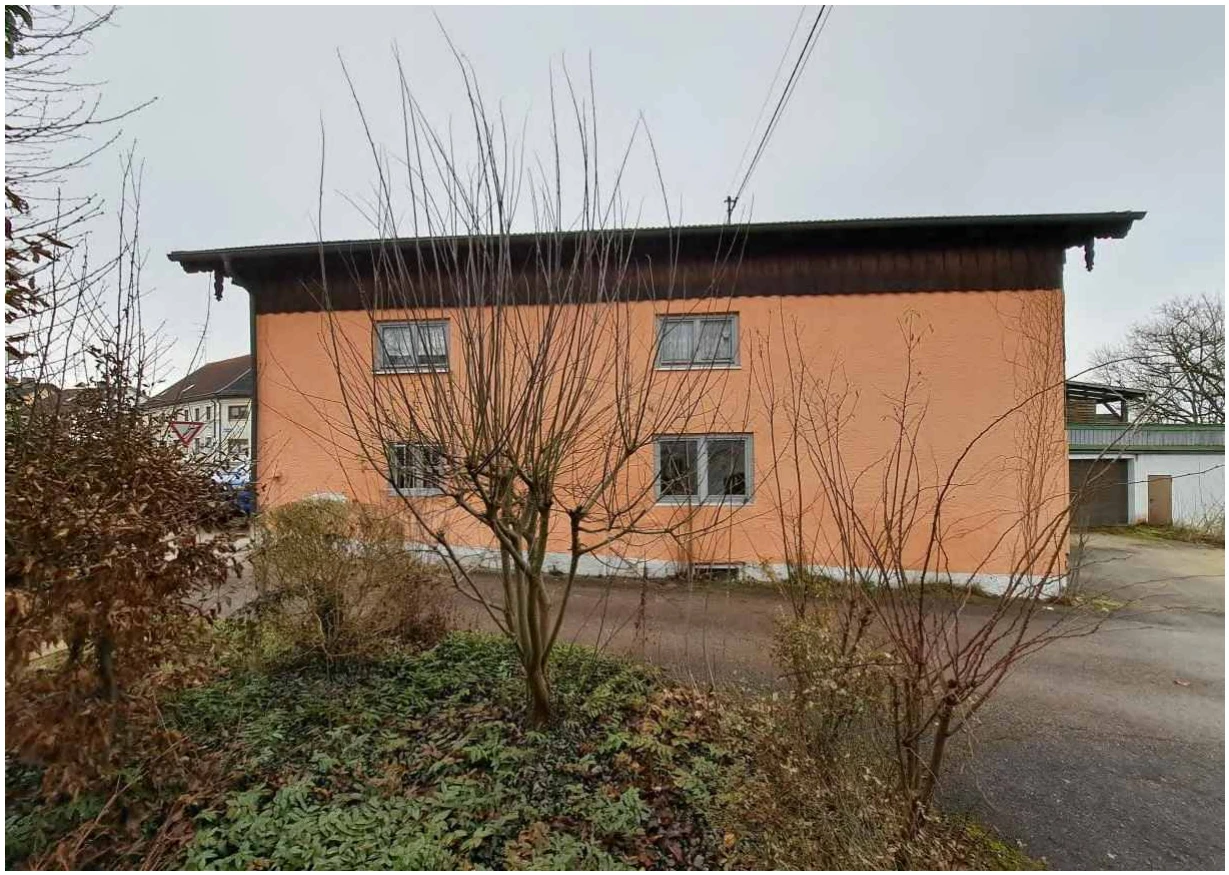 Wohn-/Geschäftshaus in Isen — Bild 2