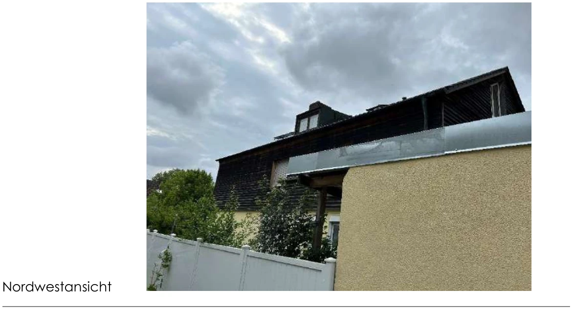 2 1/2-Zimmer-Wohnung im DG mit Kellerraum und Garage in Regensburg — Bild 3