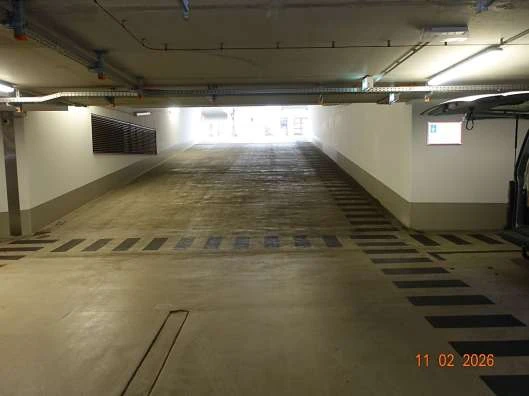 Büro-/Verwaltungsräume, Tiefgaragenstellplatz in Freilassing — Bild 3
