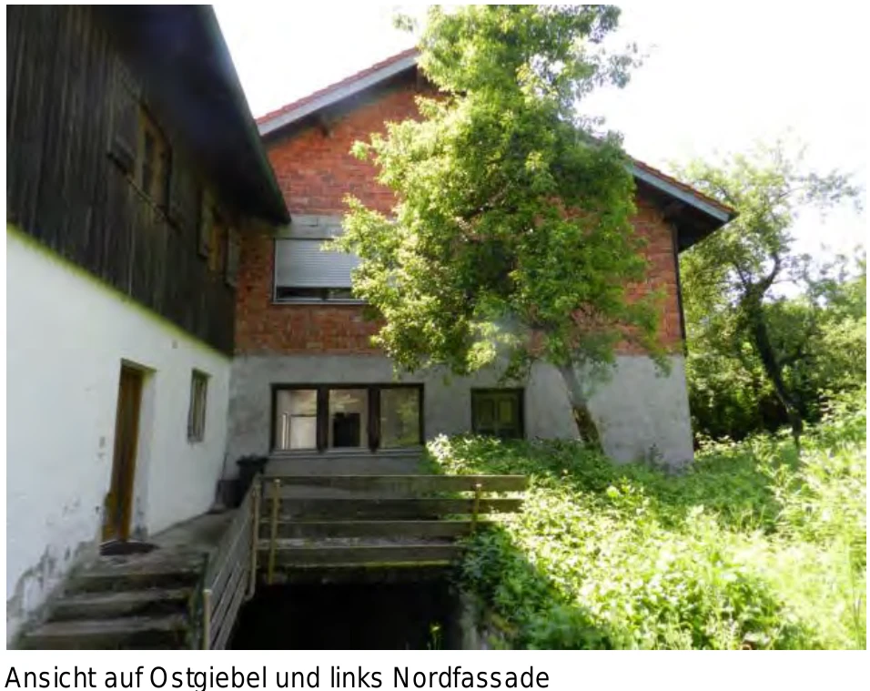 Baugrundstück mit zu liquidierenden gemischt genutzten Gebäude und Garagen; unbebautes Grundstück in Traunstein — Bild 3