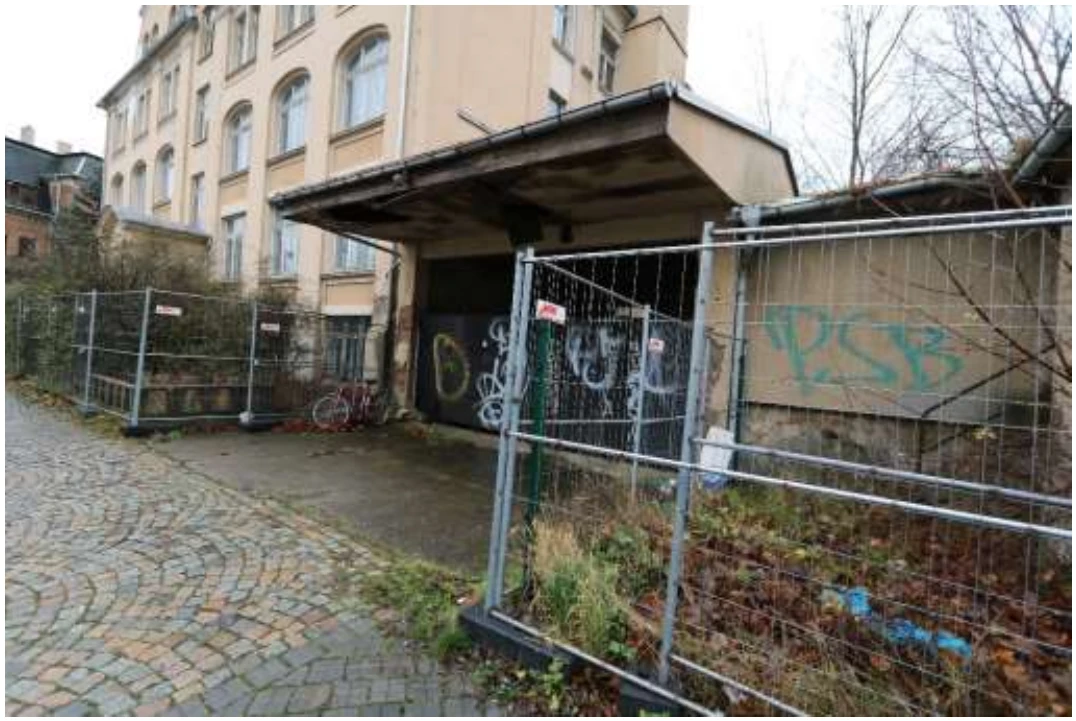 Wohn-/Geschäftshaus in Plauen — Bild 2