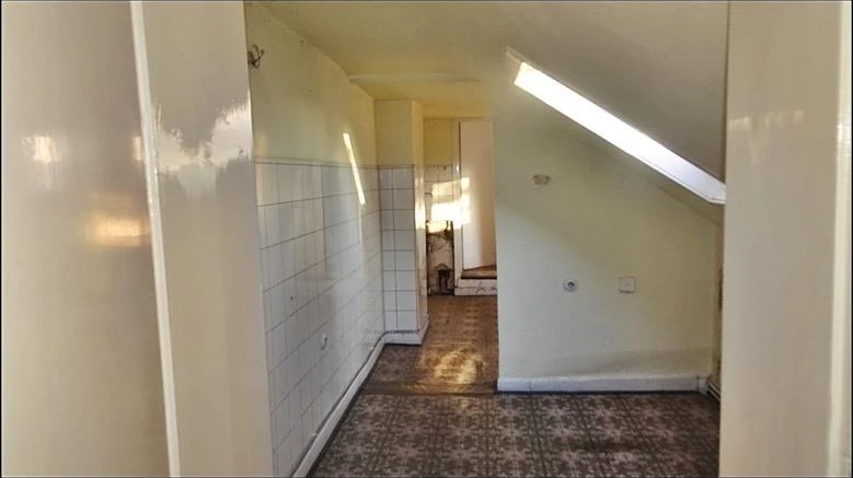 Doppelgarage, Doppelhaushälfte als Zweifamilienhaus genutzt in Gelsenkirchen — Bild 3