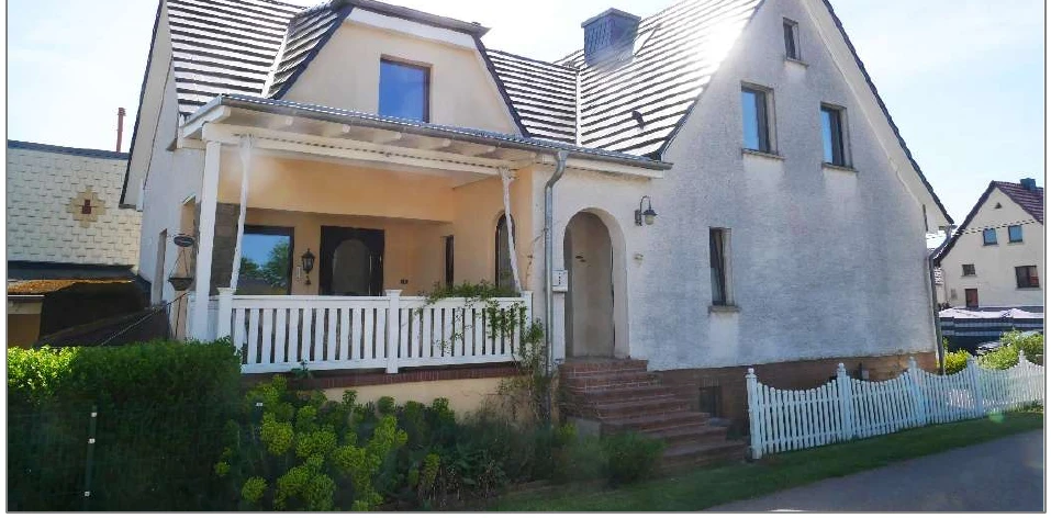 Einfamilienhaus, Garage in Unstrut-Hainich — Bild 3