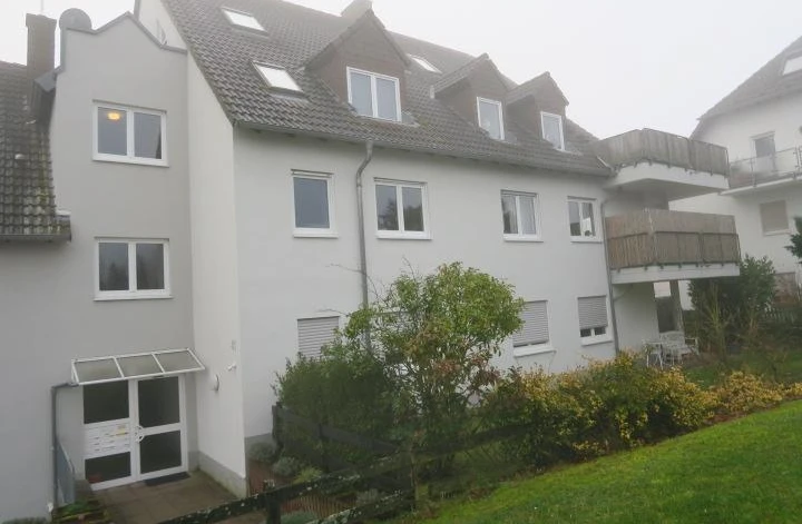 Eigentumswohnung (3 bis 4 Zimmer), Kfz-Stellplatz (Tiefgarage) in Eltville
