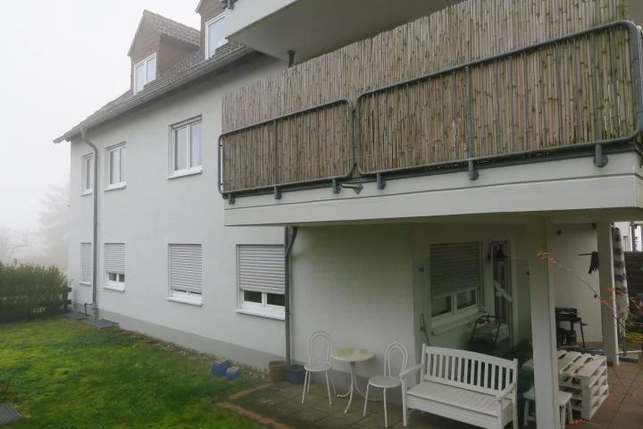 Eigentumswohnung (3 bis 4 Zimmer), Kfz-Stellplatz (Tiefgarage) in Eltville — Bild 2