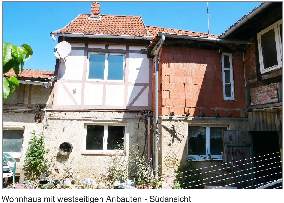 Einfamilienhaus, mehrere Nebengebäude in Schönstedt — Bild 3