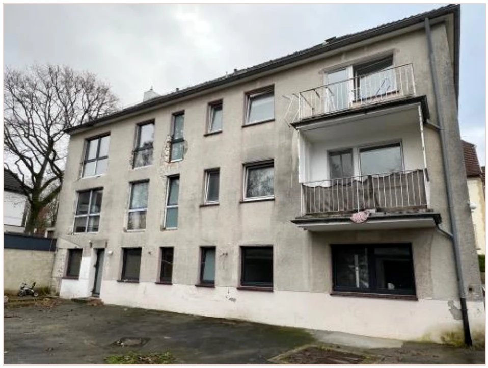 Garage, Mehrfamilienhaus in Solingen — Bild 3