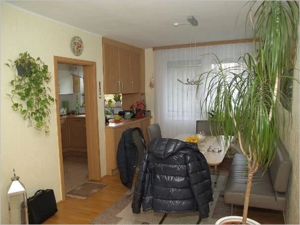 Garage, Eigentumswohnung (3 bis 4 Zimmer) in Nürnberg — Bild 3