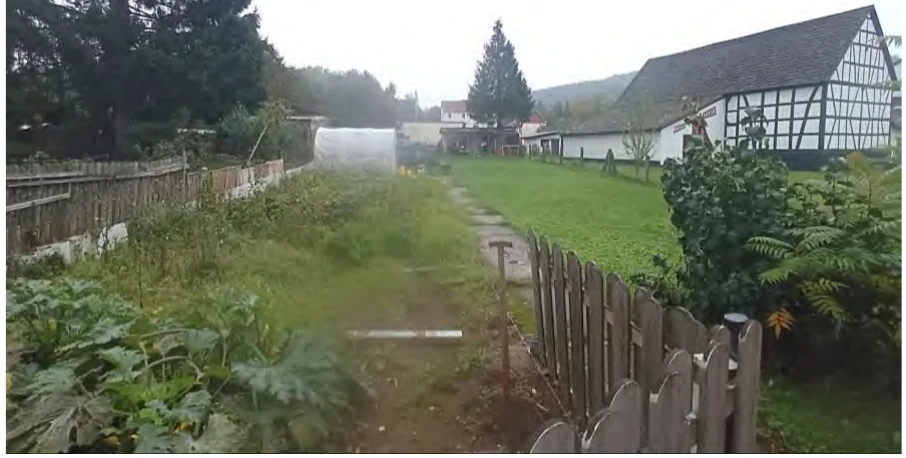 Einfamilienhaus mit Nebengebäuden in Ranstadt — Bild 3