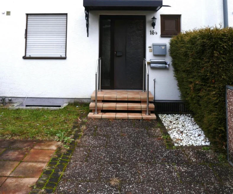 Reihenhaus in Dietzenbach — Bild 2