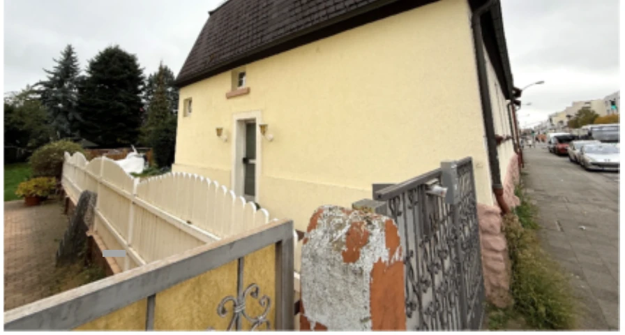 Einfamilienhaus, land- und forstwirtschaftlich genutztes Grundstück in Dreieich — Bild 2