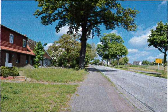 Einfamilienhaus, unbebautes Grundstück in Karstädt — Bild 3