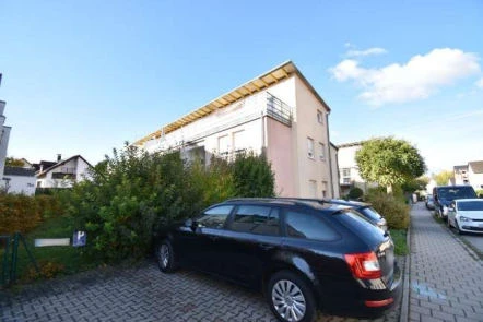 Eigentumswohnung (3 bis 4 Zimmer), Kfz-Stellplatz (Tiefgarage): in Neumarkt — Bild 2