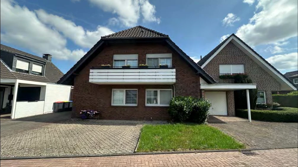 Mehrfamilienhaus in Dinslaken — Bild 2