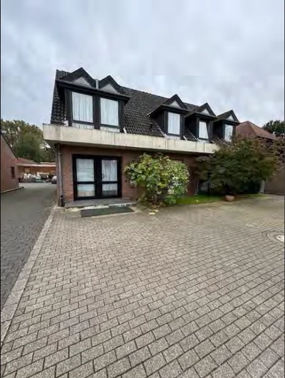 Gewerbeeinheit mit Wohnhaus in Nettetal