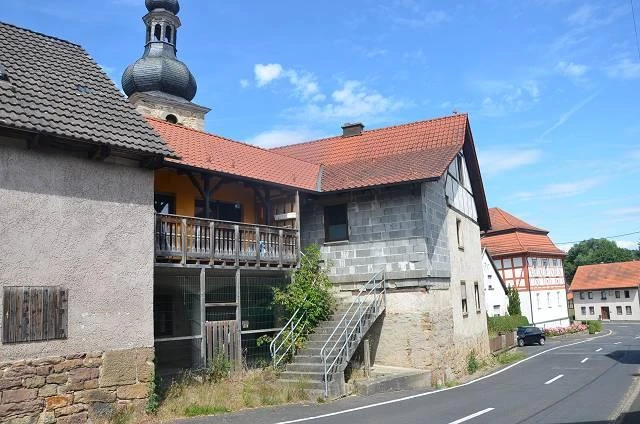 Zweifamilienhaus in Grabfeld — Bild 2
