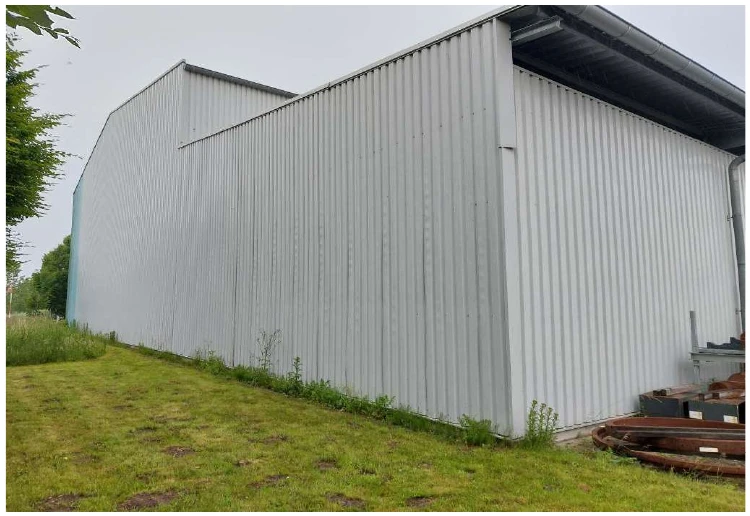 Produktionshalle für Metallbauarbeiten mit überdachtem Freilager in Schortens — Bild 2