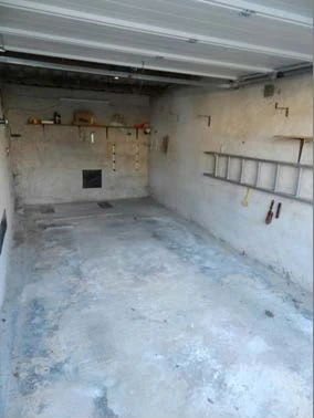 Ein-/Zweifamilienhaus mit zwei Garagen in Schwarzenbruck — Bild 2