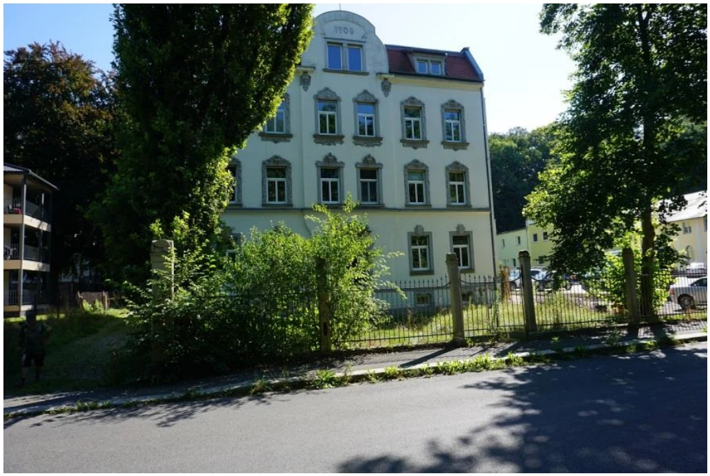 Mehrfamilienhaus in Werdau — Bild 2