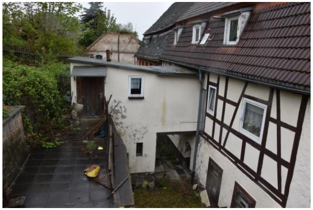 Mehrfamilienhaus in Kirchbberg — Bild 2